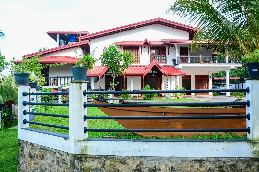 Villa Shanaya Hikkaduwa Extérieur photo